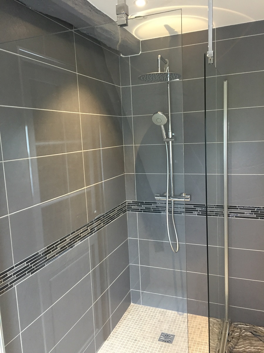Rénovation de 2 salles de bain clef en main à FOURNEVILLE