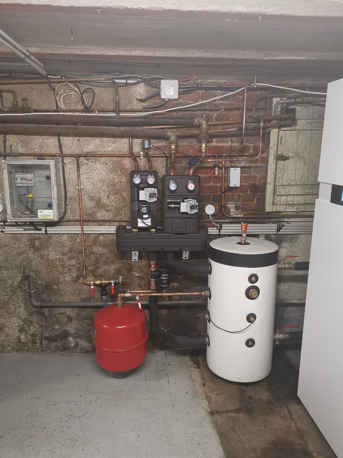 Remplacement d’une chaudière fioul non condensation par une pompe à chaleur VIESSMANN - 27210 BEUZEVILLE